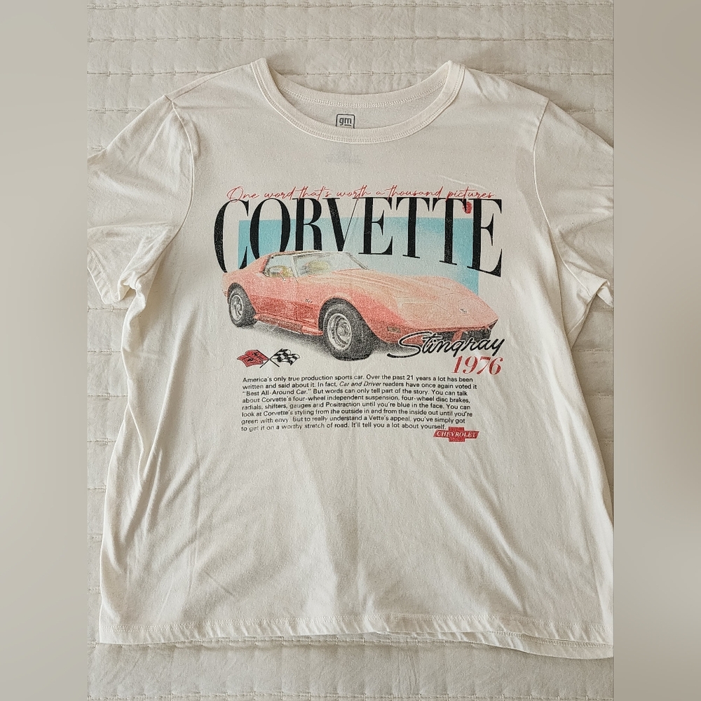 Corvette Graphic Women's Cream T-Shirt